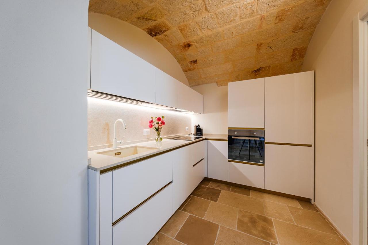 Helloapulia Charming Palazzo Clemente - Self-Catering Suites With Aircondition Monopoli Zewnętrze zdjęcie