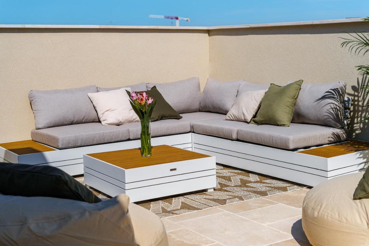 Helloapulia Charming Palazzo Clemente - Self-Catering Suites With Aircondition Monopoli Zewnętrze zdjęcie