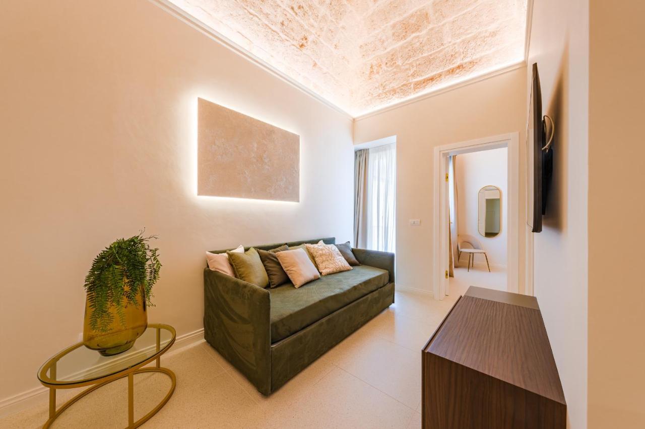 Helloapulia Charming Palazzo Clemente - Self-Catering Suites With Aircondition Monopoli Zewnętrze zdjęcie