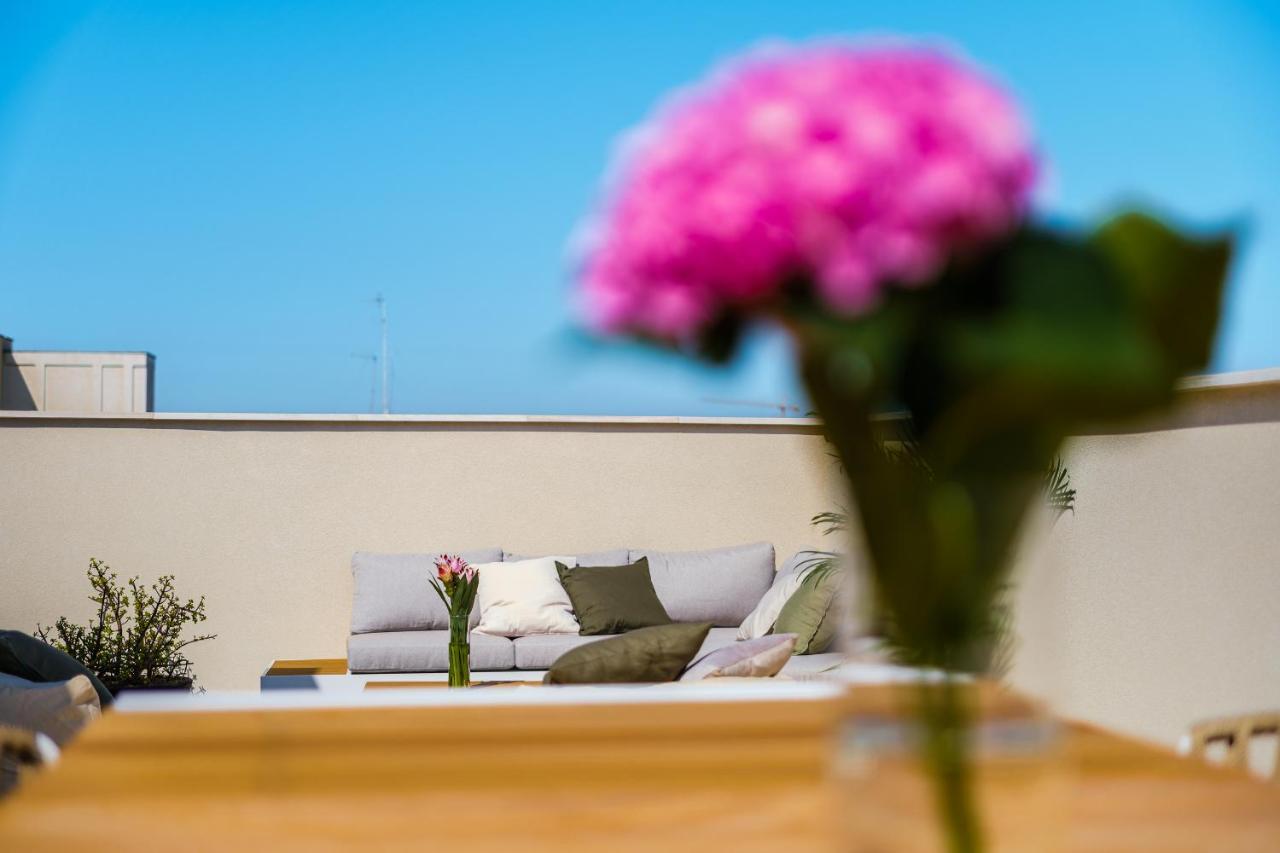 Helloapulia Charming Palazzo Clemente - Self-Catering Suites With Aircondition Monopoli Zewnętrze zdjęcie
