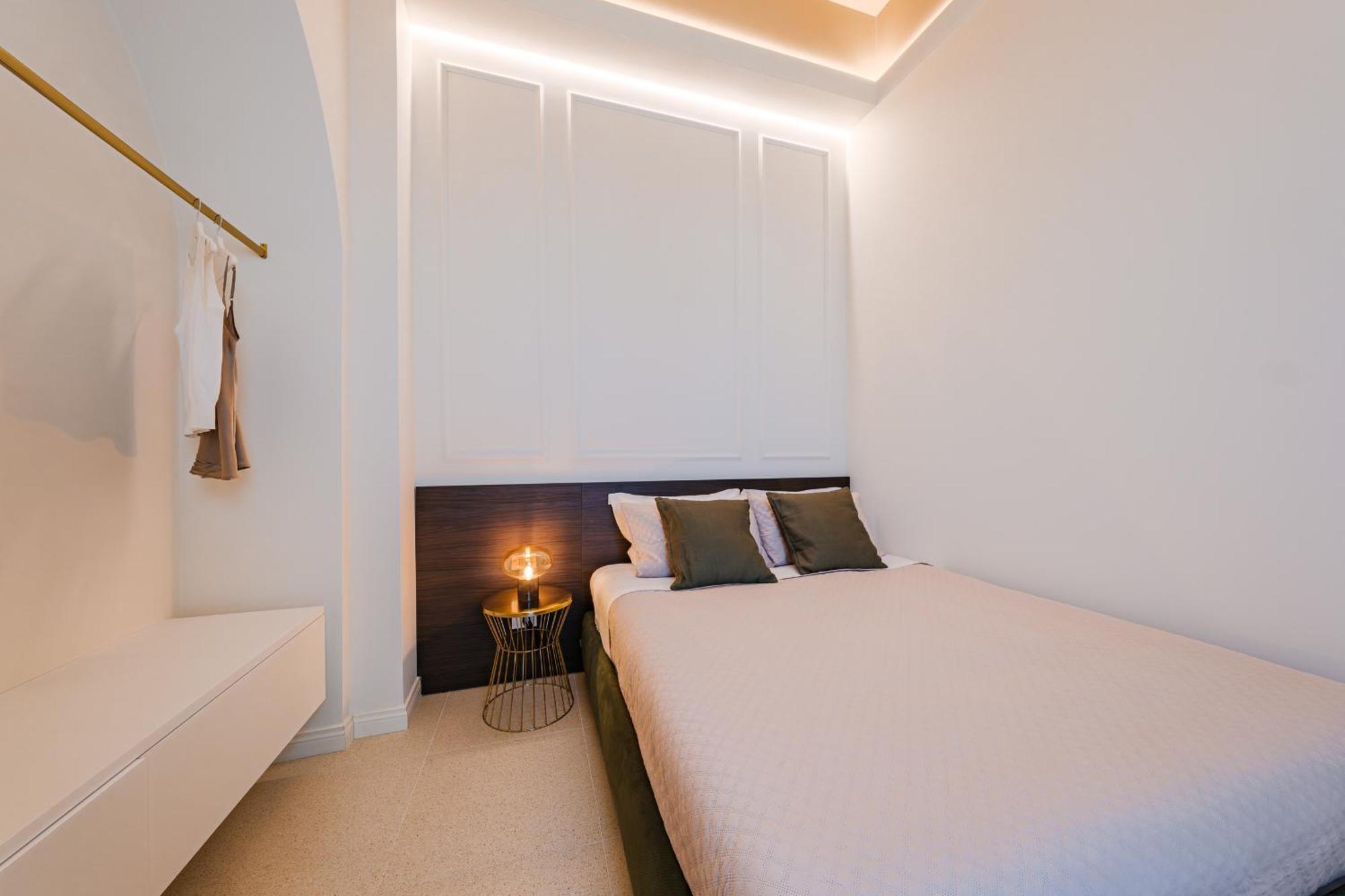 Helloapulia Charming Palazzo Clemente - Self-Catering Suites With Aircondition Monopoli Zewnętrze zdjęcie