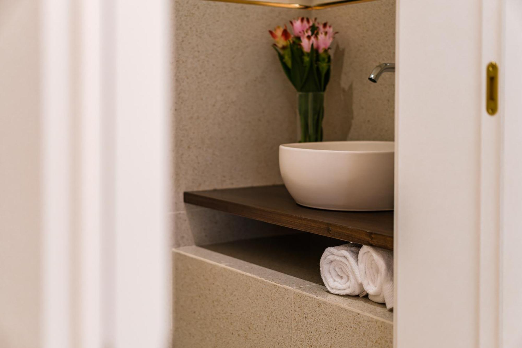 Helloapulia Charming Palazzo Clemente - Self-Catering Suites With Aircondition Monopoli Zewnętrze zdjęcie